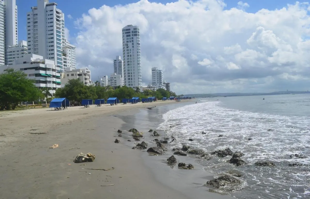 Сasa de vacaciones Cartagena Beach House One Block From Castillo Grande Beach Casa Playa
